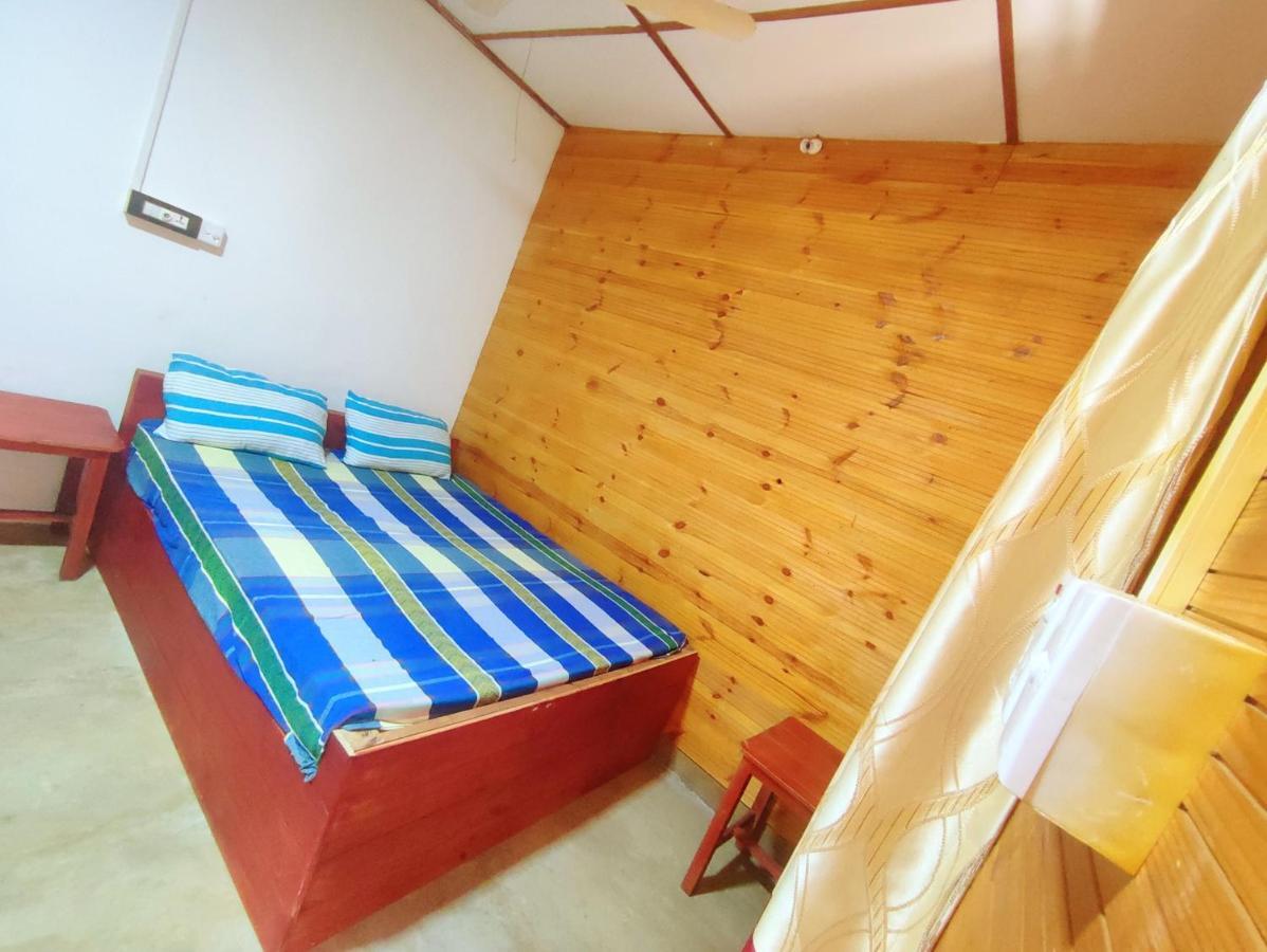 Walkers Hostel Тринкомале Екстериор снимка