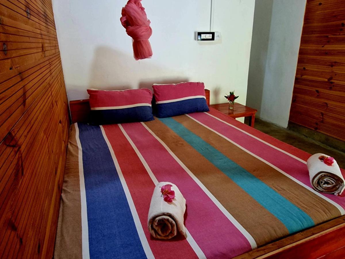 Walkers Hostel Тринкомале Екстериор снимка
